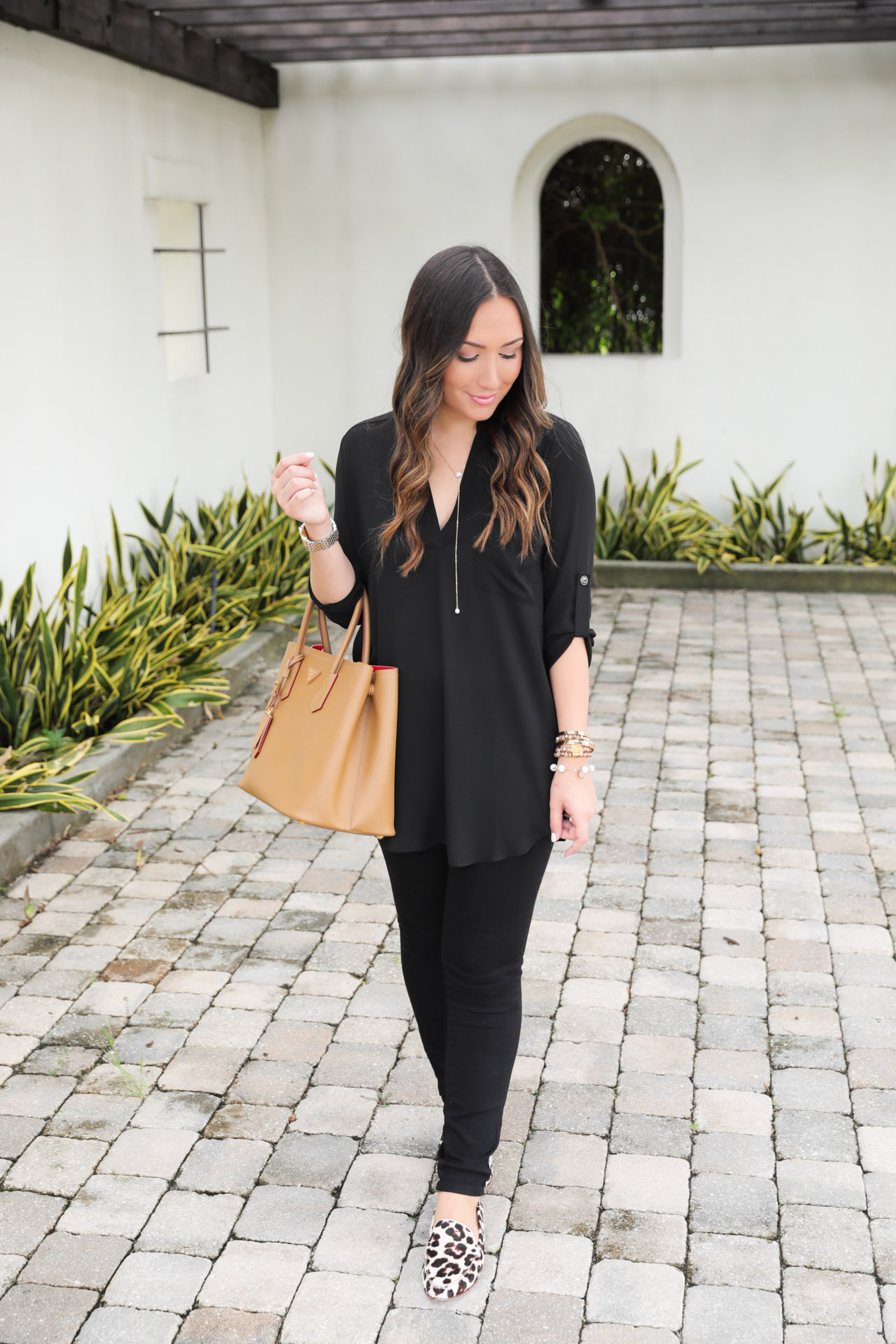 casual-all-black-outfit